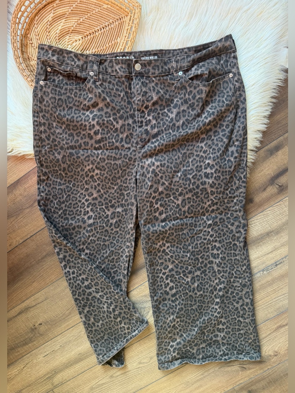 Torrid Animal Cheetah Leopard Print High-Rise Wide-Leg Denim Jeans Plus Size 26